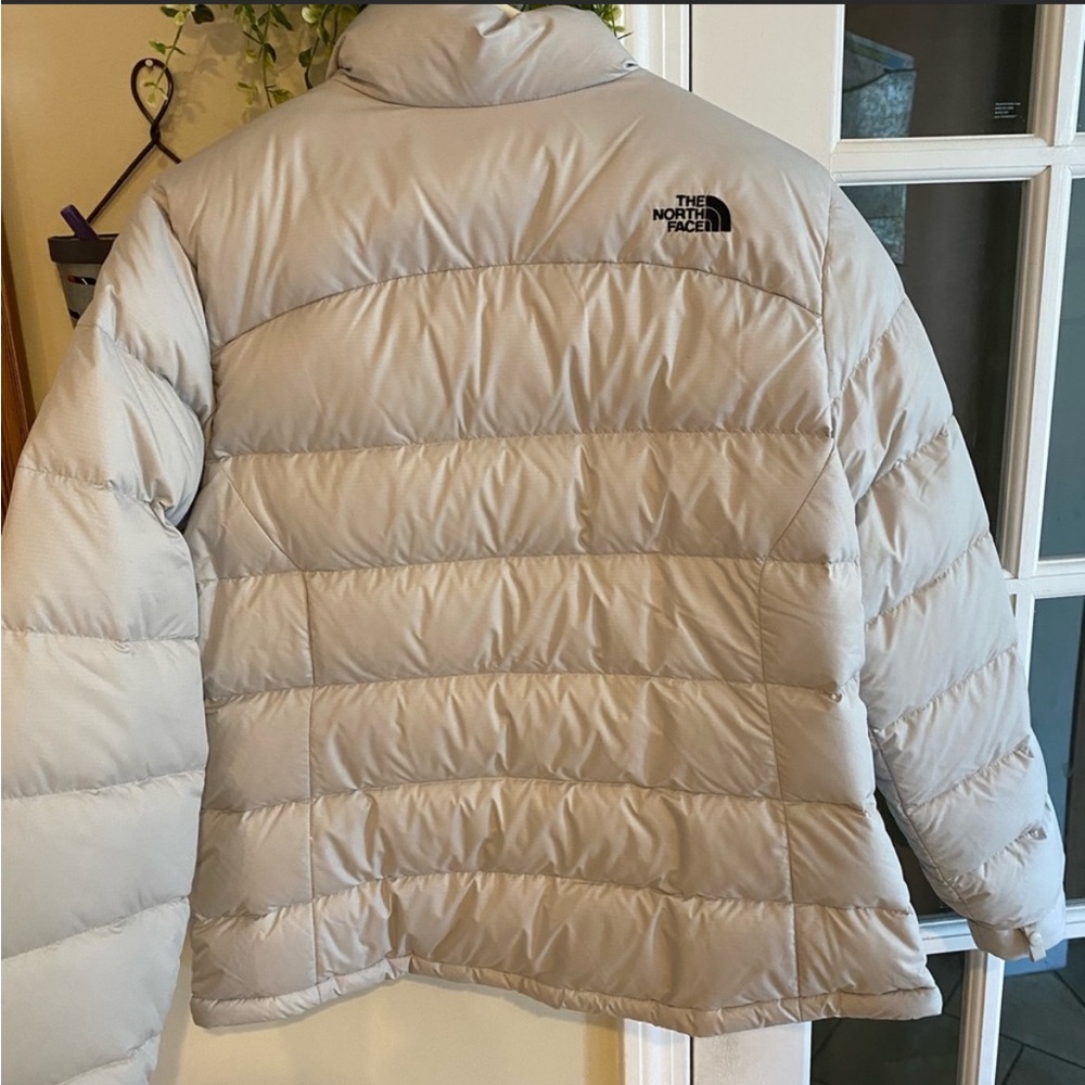 The North Face Puffer Jacket - Picture 2 of 4